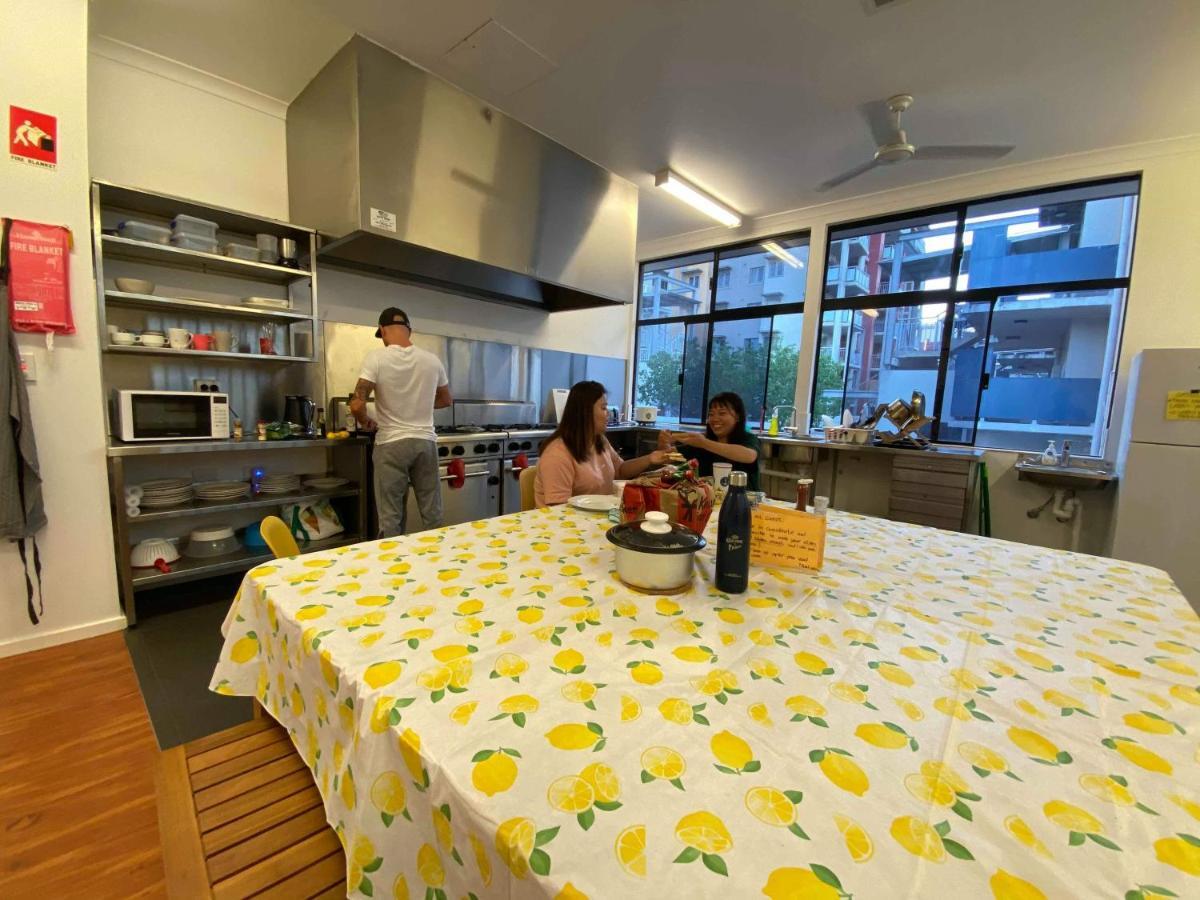 Downtown Backpackers Hostel Perth - Note - Valid Passport Required For Check In ภายนอก รูปภาพ